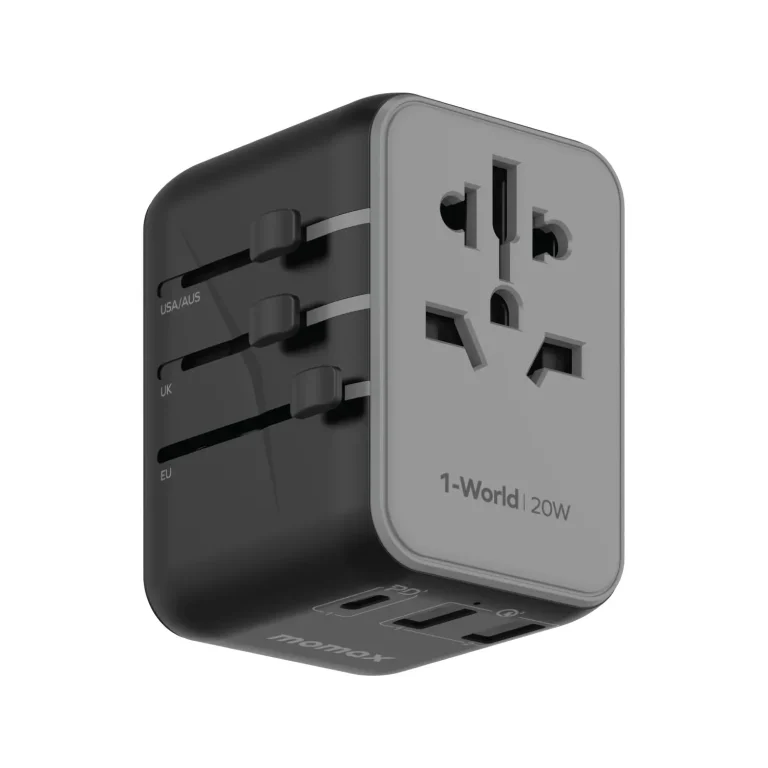 momax-1-world-20w-3-portac-travel-adapter-ua11-5-768x768