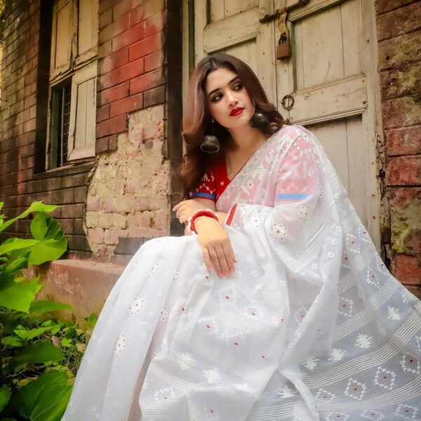 Half Silk Sharee with Blouse Piece - 28923