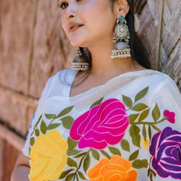 হাফ সিল্ক এমব্রয়ডারি শাড়ি। - 28913