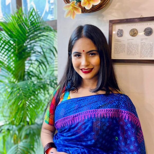 হাফ সিল্ক ব্লক প্রিন্ট শাড়ি ব্লাউজ পিস সহ - 28591