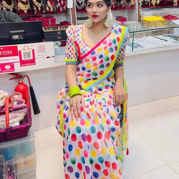 New Viral Attractive Sharee - 28334
