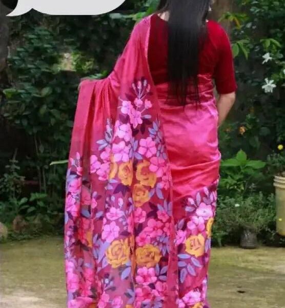হাফসিল্ক শাড়ীতে  হ্যান্ডপ্রিন্ট তুলির কাজ করা - 31286