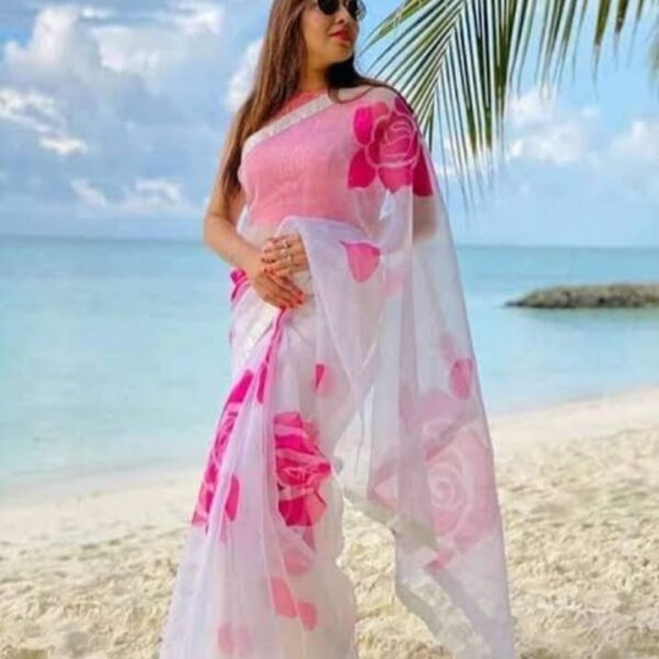 হাফসিল্ক শাড়ীতে হ্যান্ডপ্রিন্ট তুলির কাজ করা-30821